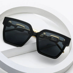 Loraine Chain Sunglasses