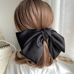 Maanvi Big Bow Hair Clips