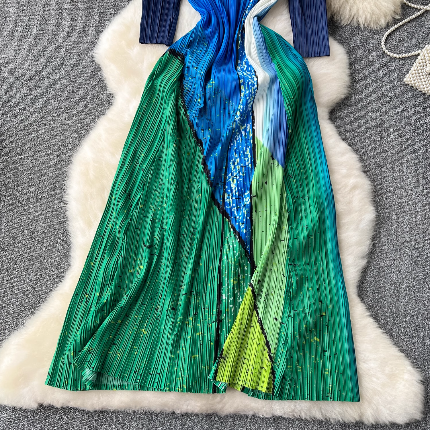 Fashionable color block pleated long dress