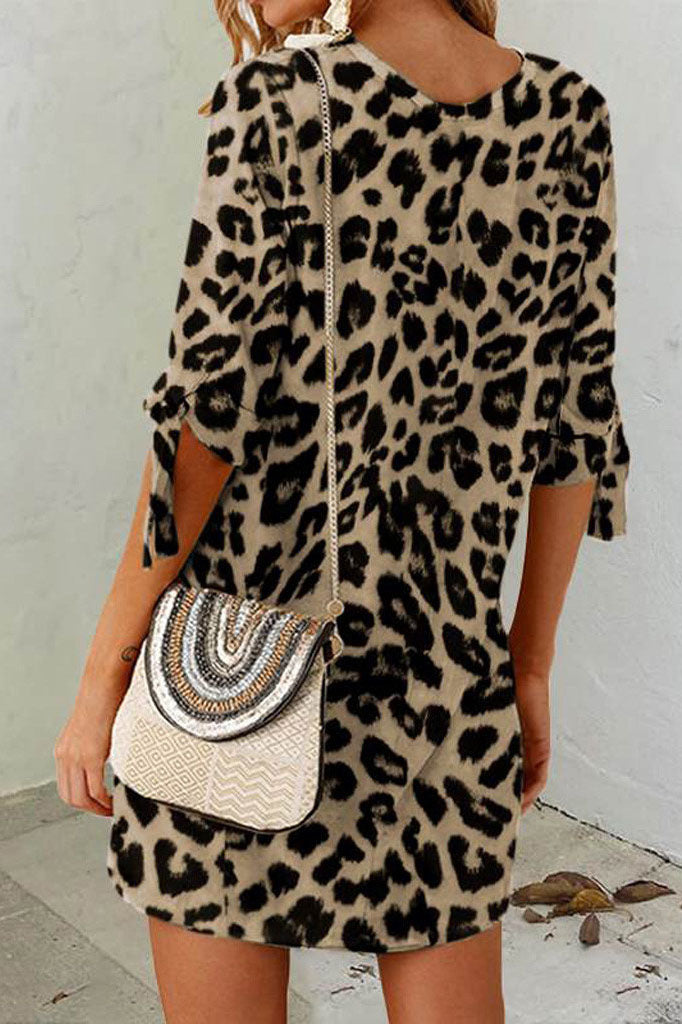 Leopard print crew neck mid-sleeve dress