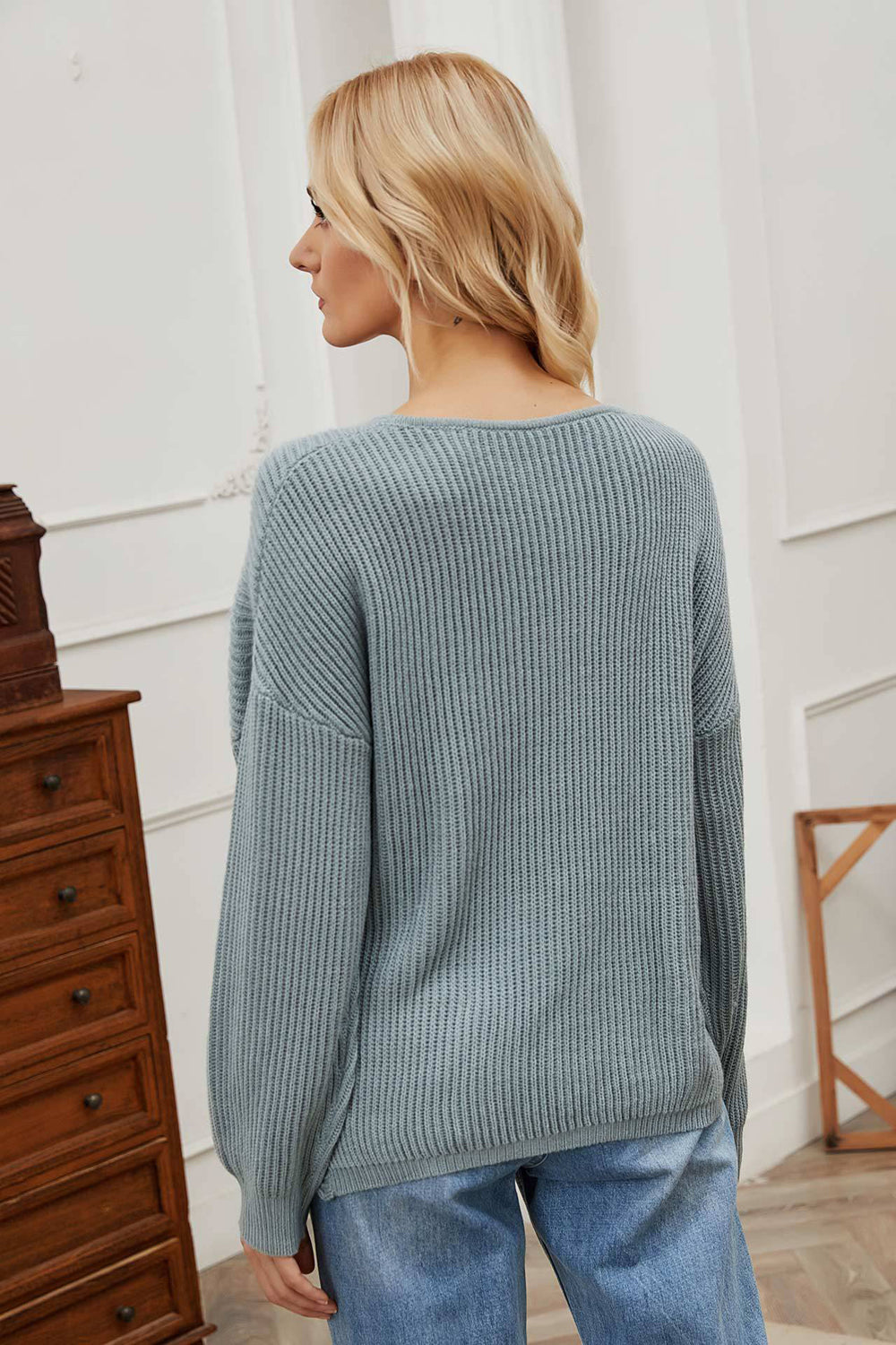 Irregular Cross V-neck Long-sleeved Sweater