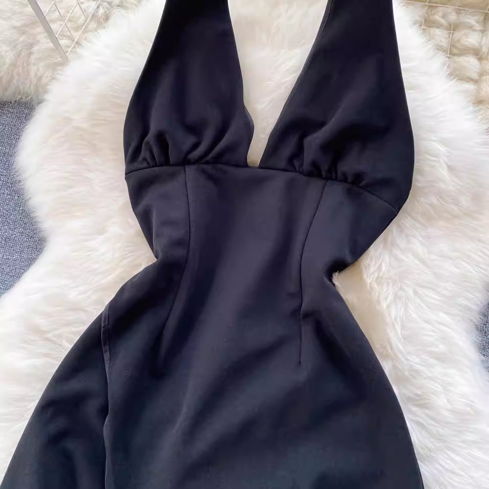 Black sexy V-neck slit open back halter neck dress,