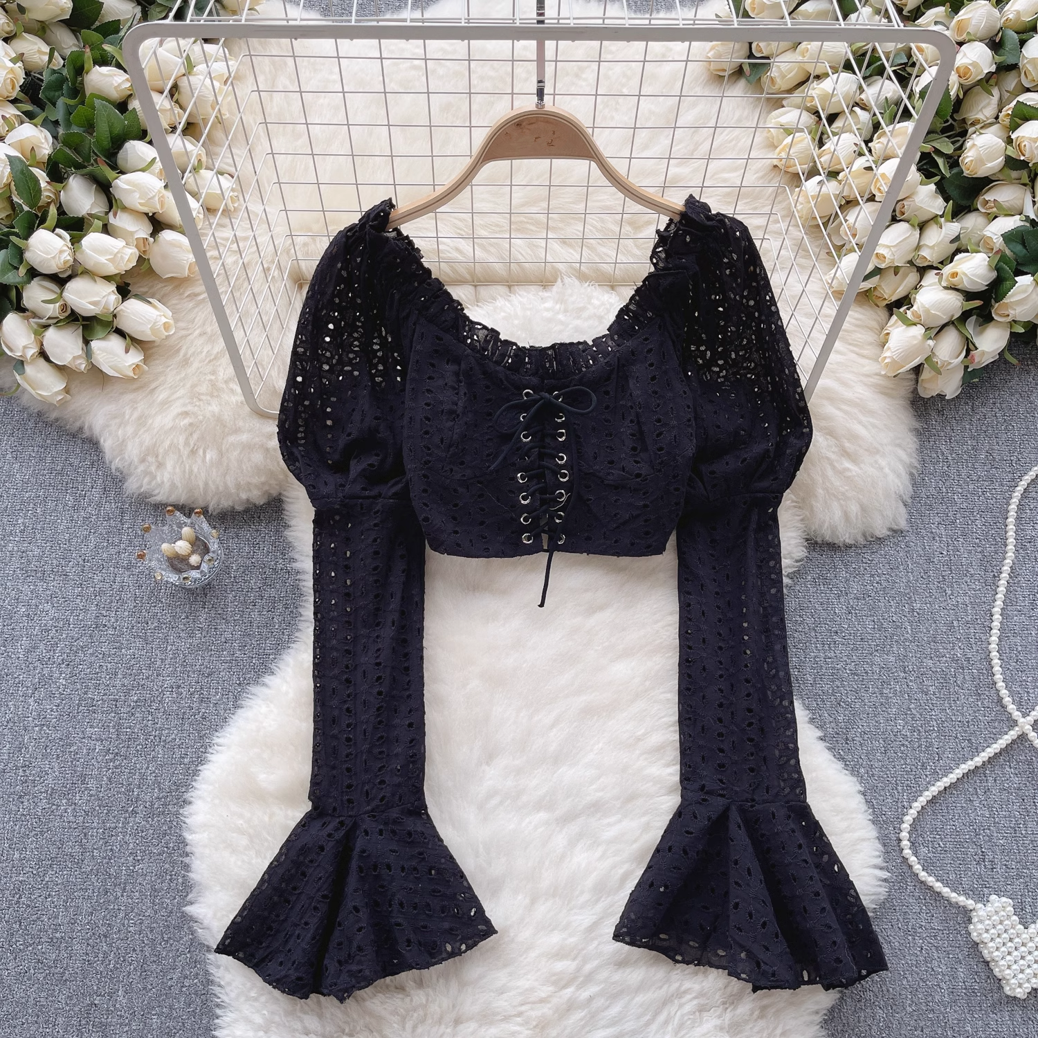 Hollow tie petal sleeve design crop top