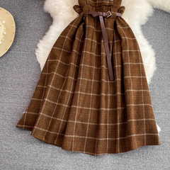 Plaid suspender dress retro style in autumn and winter