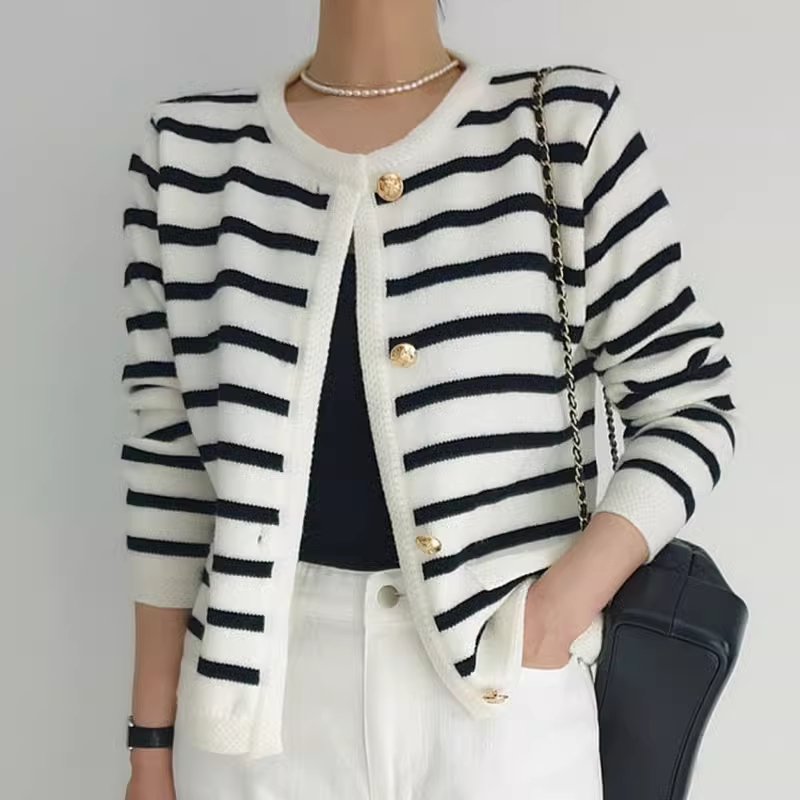 Autumn and winter retro black and white striped knitted cardigan jacket