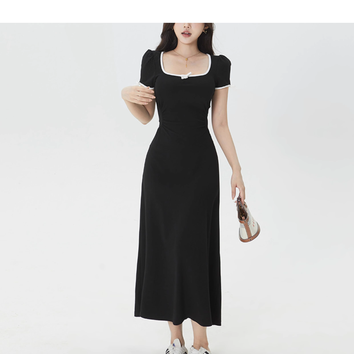 Black square neck bow dress