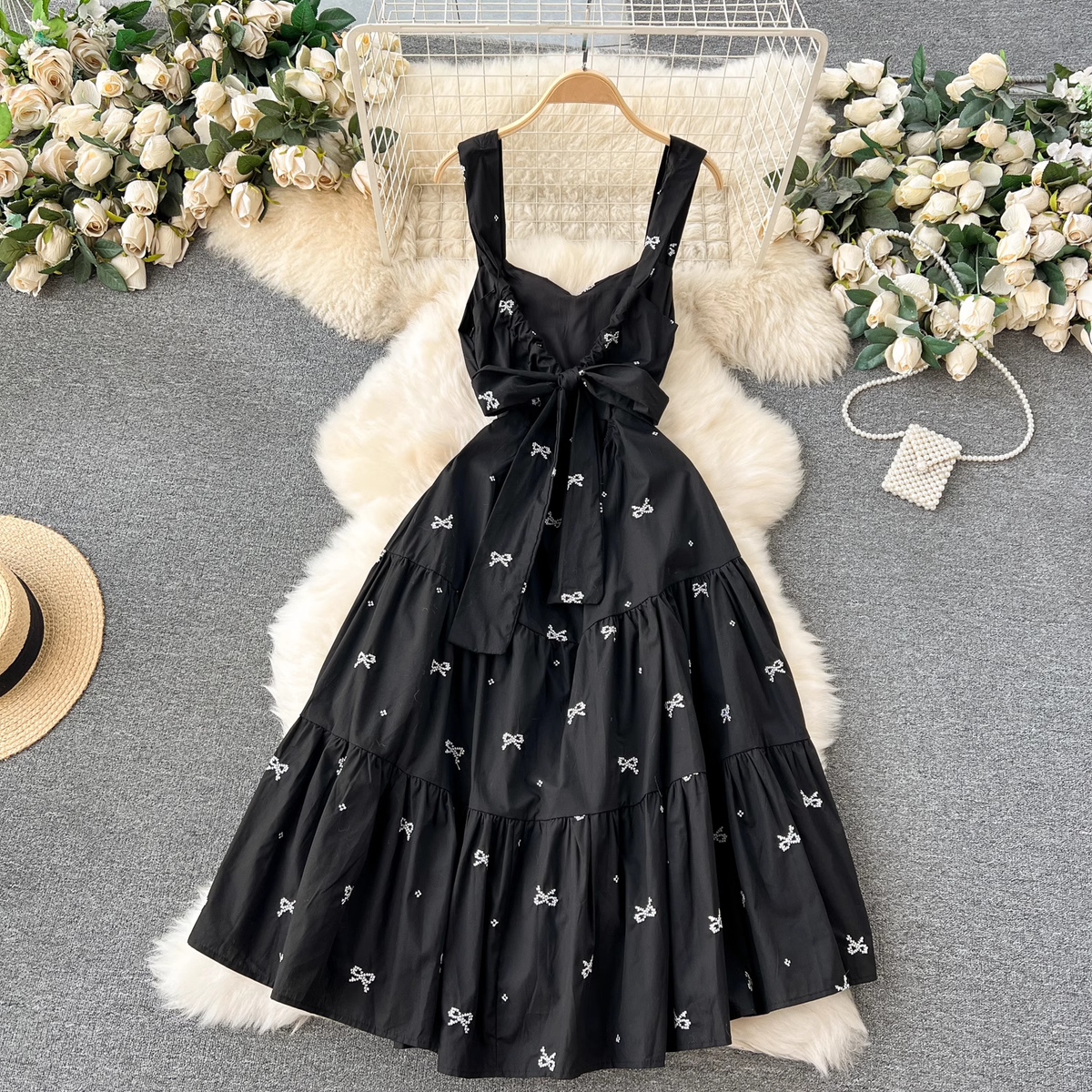 Embroidered bow tie mid-length resort style suspender dress