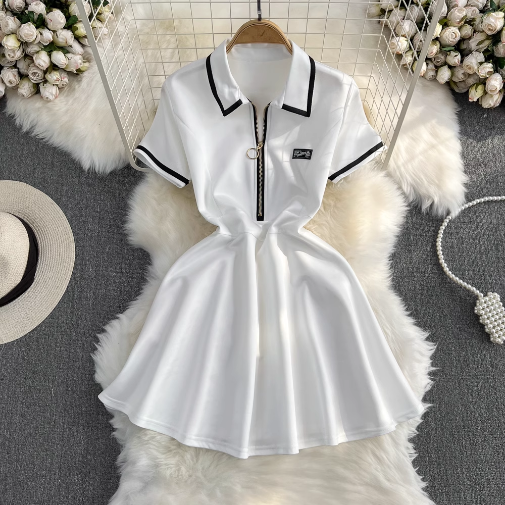 Retro short-sleeved contrasting color POLO collar A-line fluffy dress