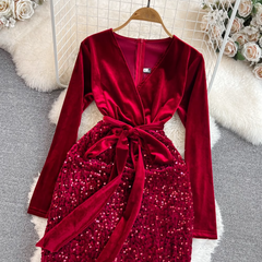 Long-sleeved V-neck waist slimming mid-length velvet spliced sequin dress