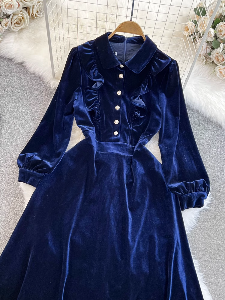 Long sleeve lapel a-line velvet dress