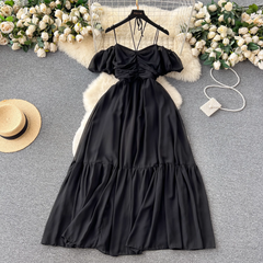Women's summer strapless pleated dress with straps
