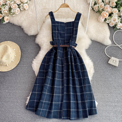 Plaid suspender dress retro style in autumn and winter