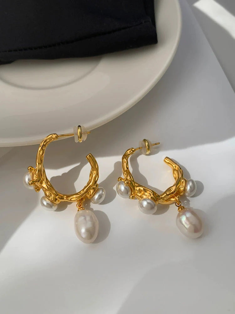 Baraque Pearl C Type  Earrings