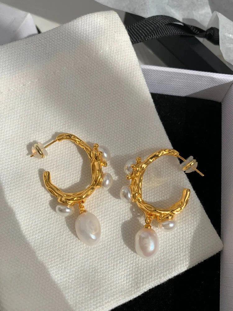 Baraque Pearl C Type  Earrings