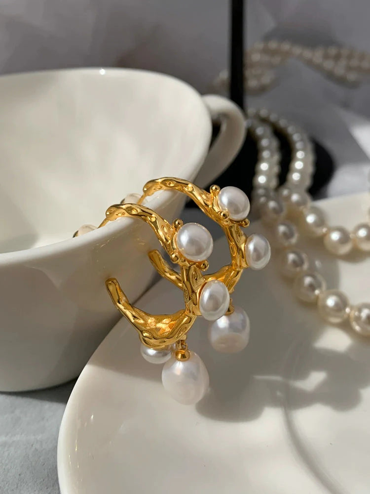 Baraque Pearl C Type  Earrings