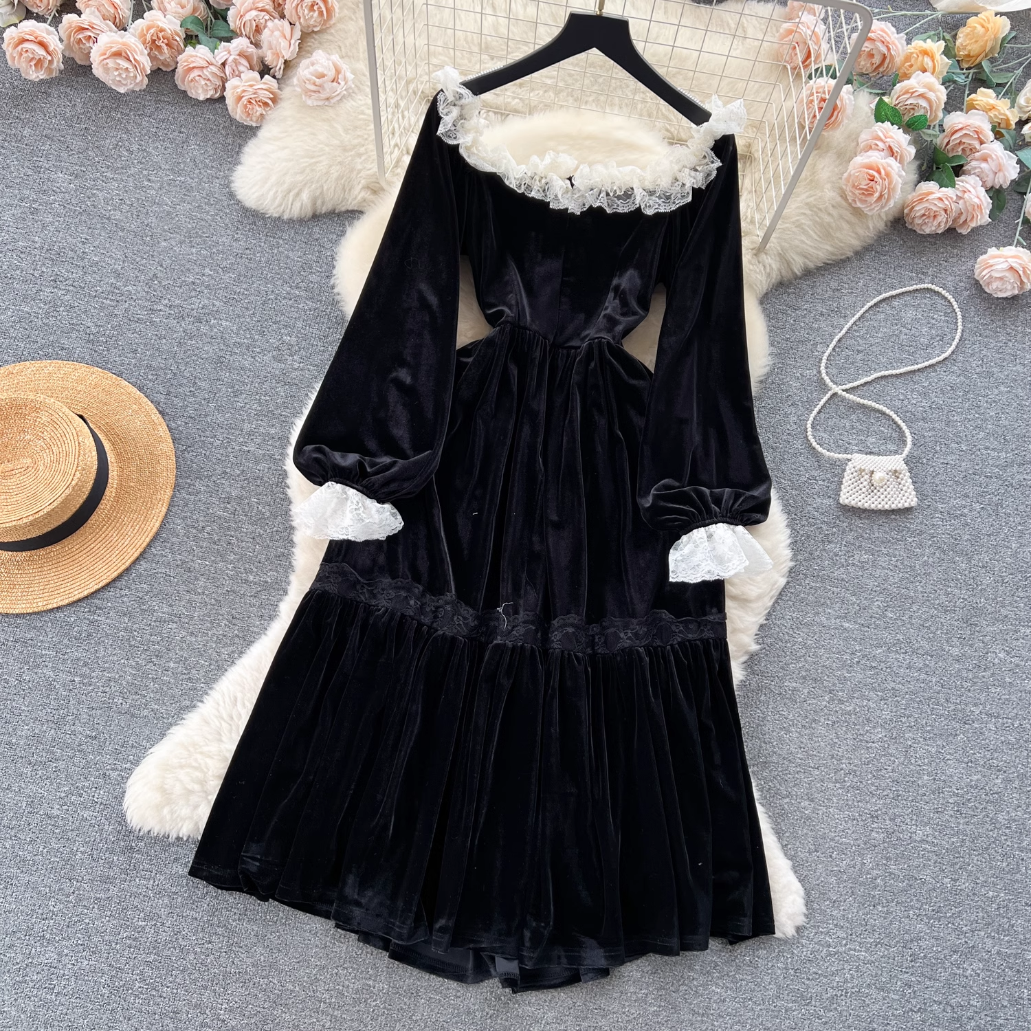 Retro dress women's lace patchwork waist ruffle velvet dress