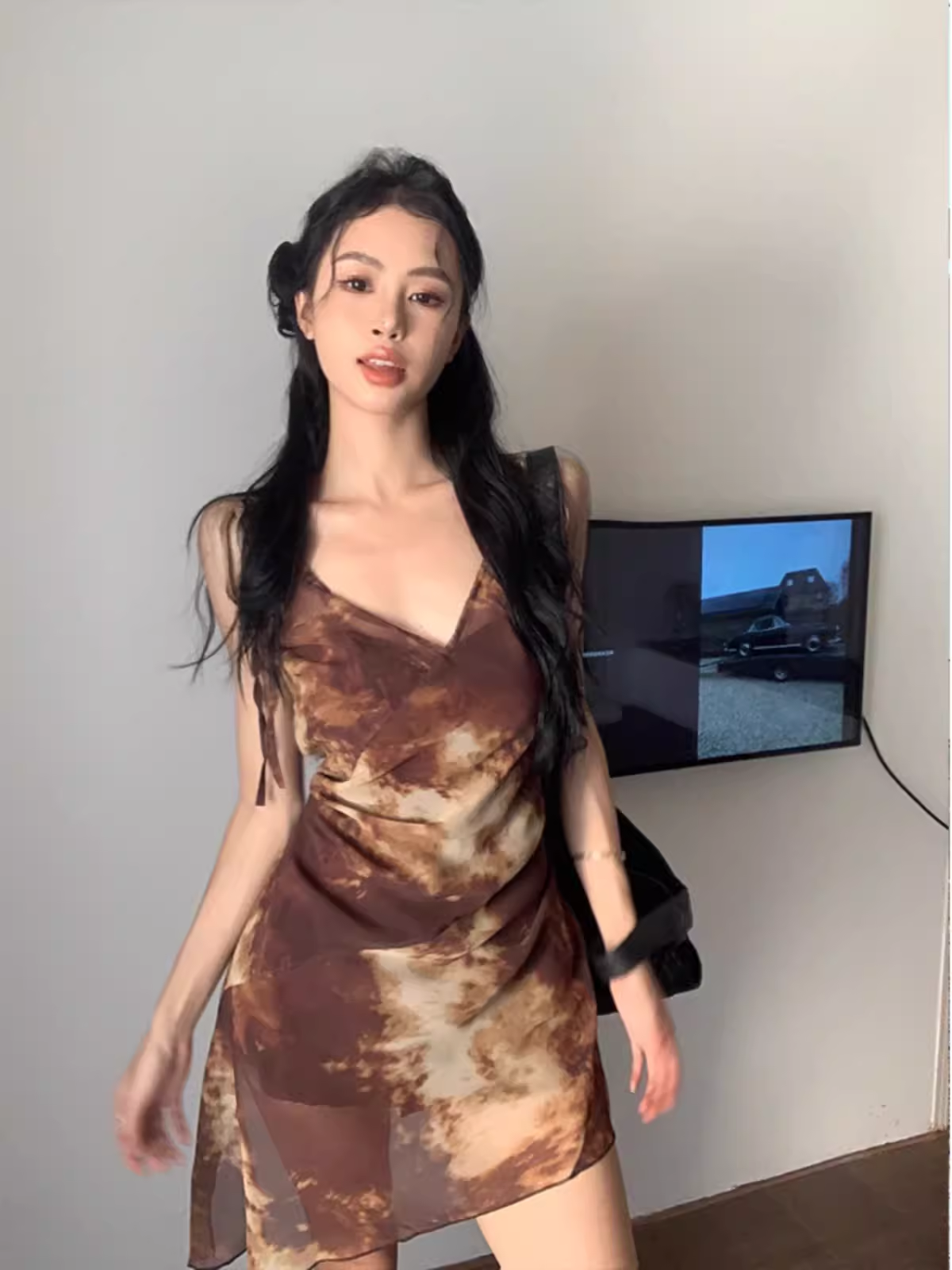 Women's summer v-neck suspender dress