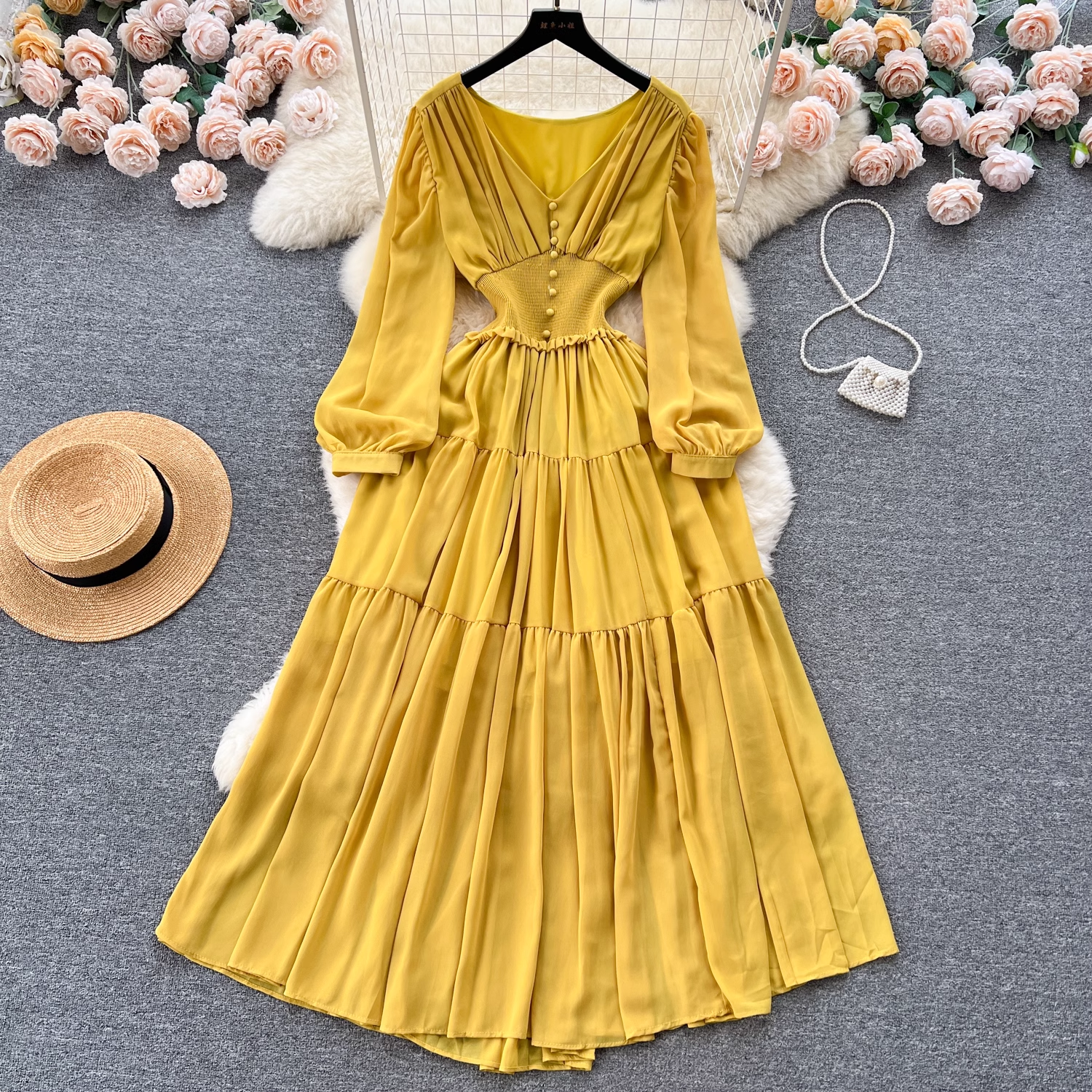 Elegant V-neck long-sleeved waist chiffon dress