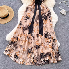 Romantic retro atmosphere floral dress,