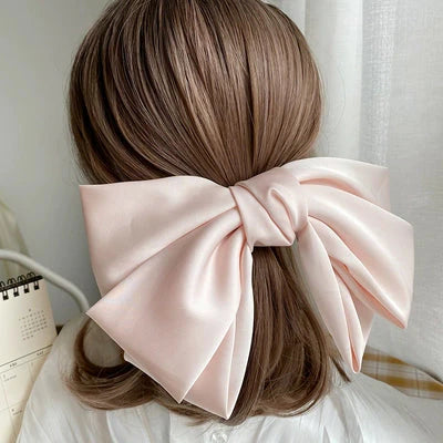 Maanvi Big Bow Hair Clips