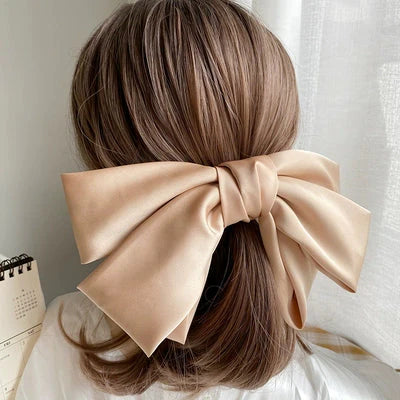 Maanvi Big Bow Hair Clips
