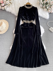 Long-sleeved A-line velvet dress with stand collar