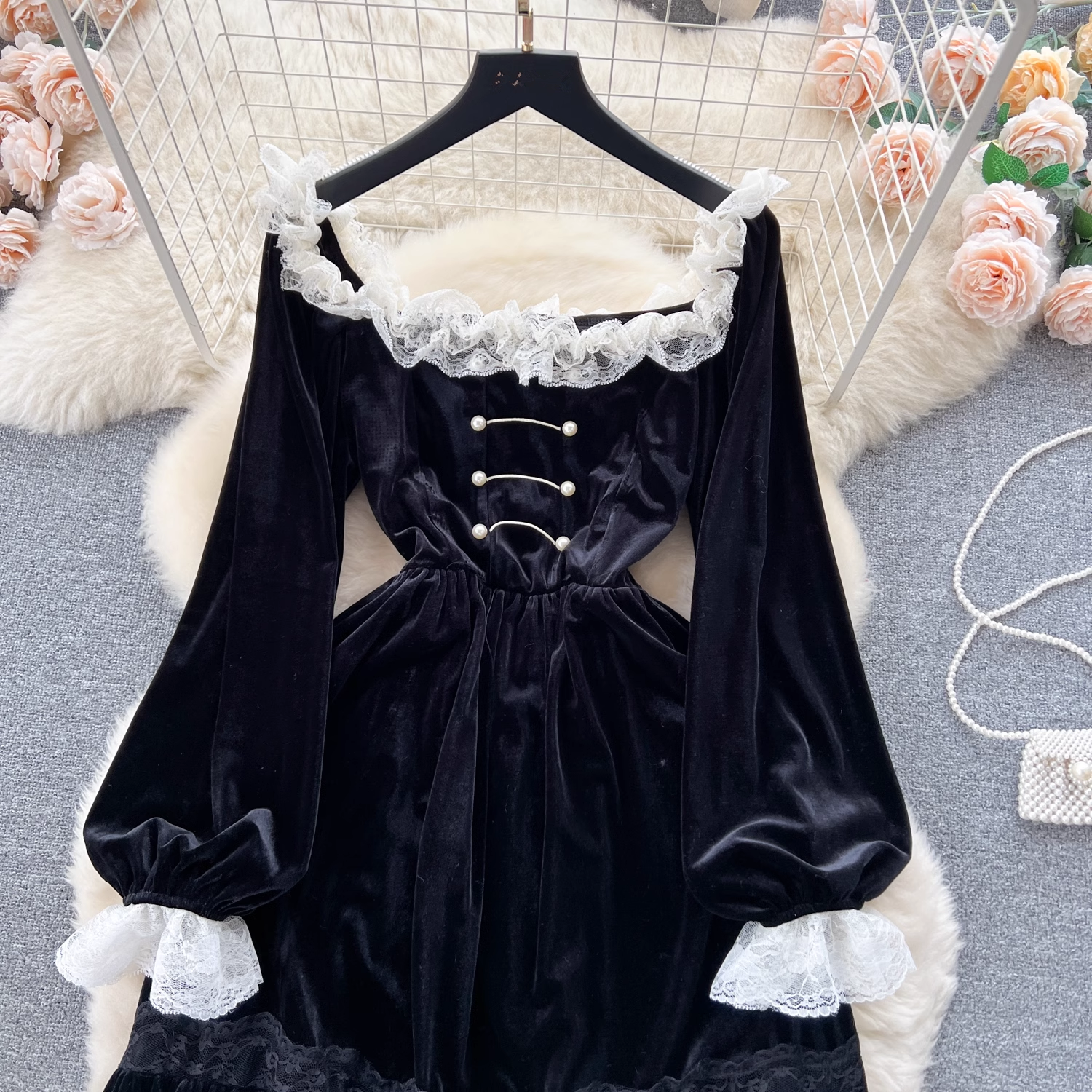 Retro dress women's lace patchwork waist ruffle velvet dress