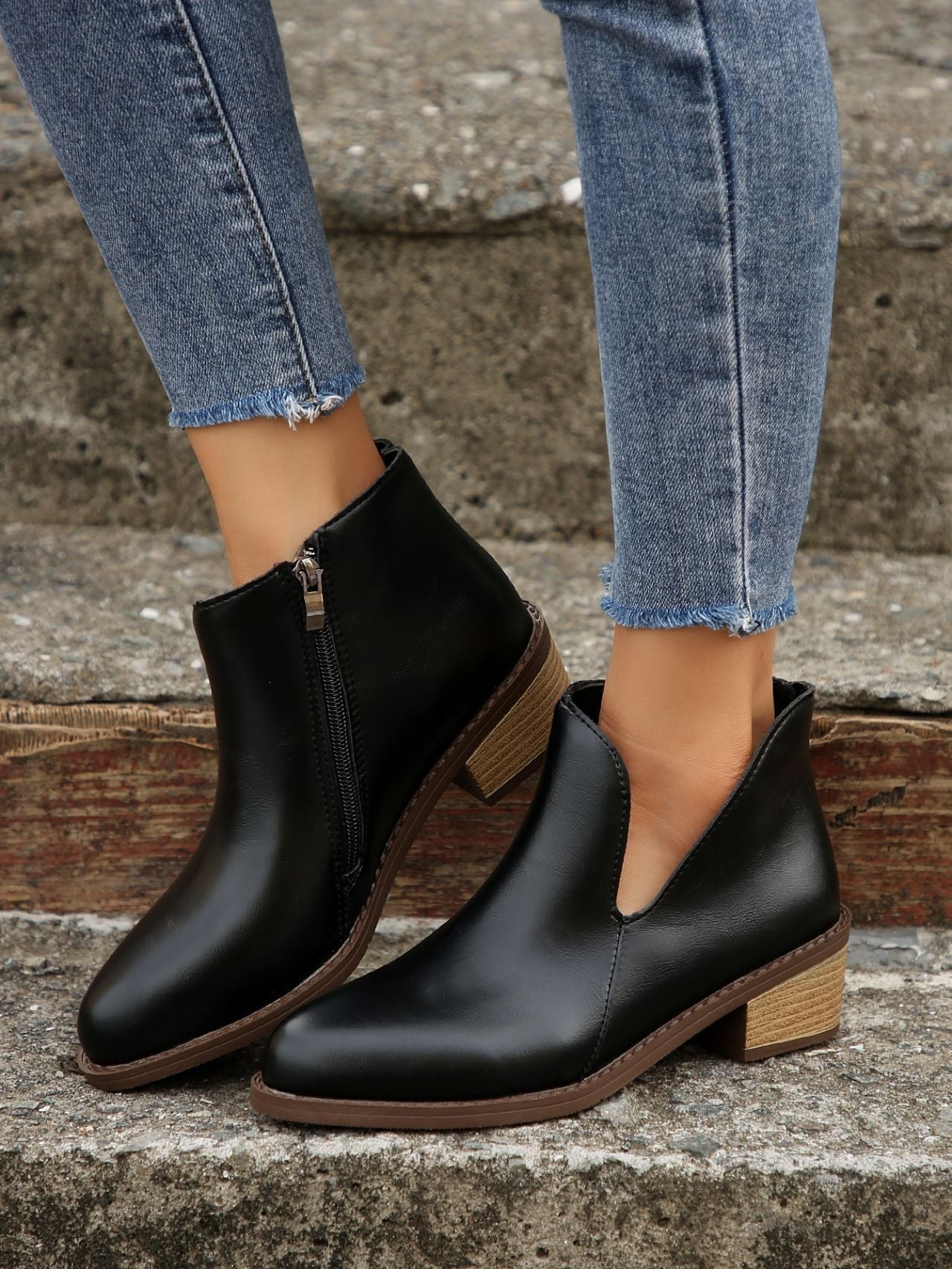 Asymmetric design zipper low thick heel chelsea boots