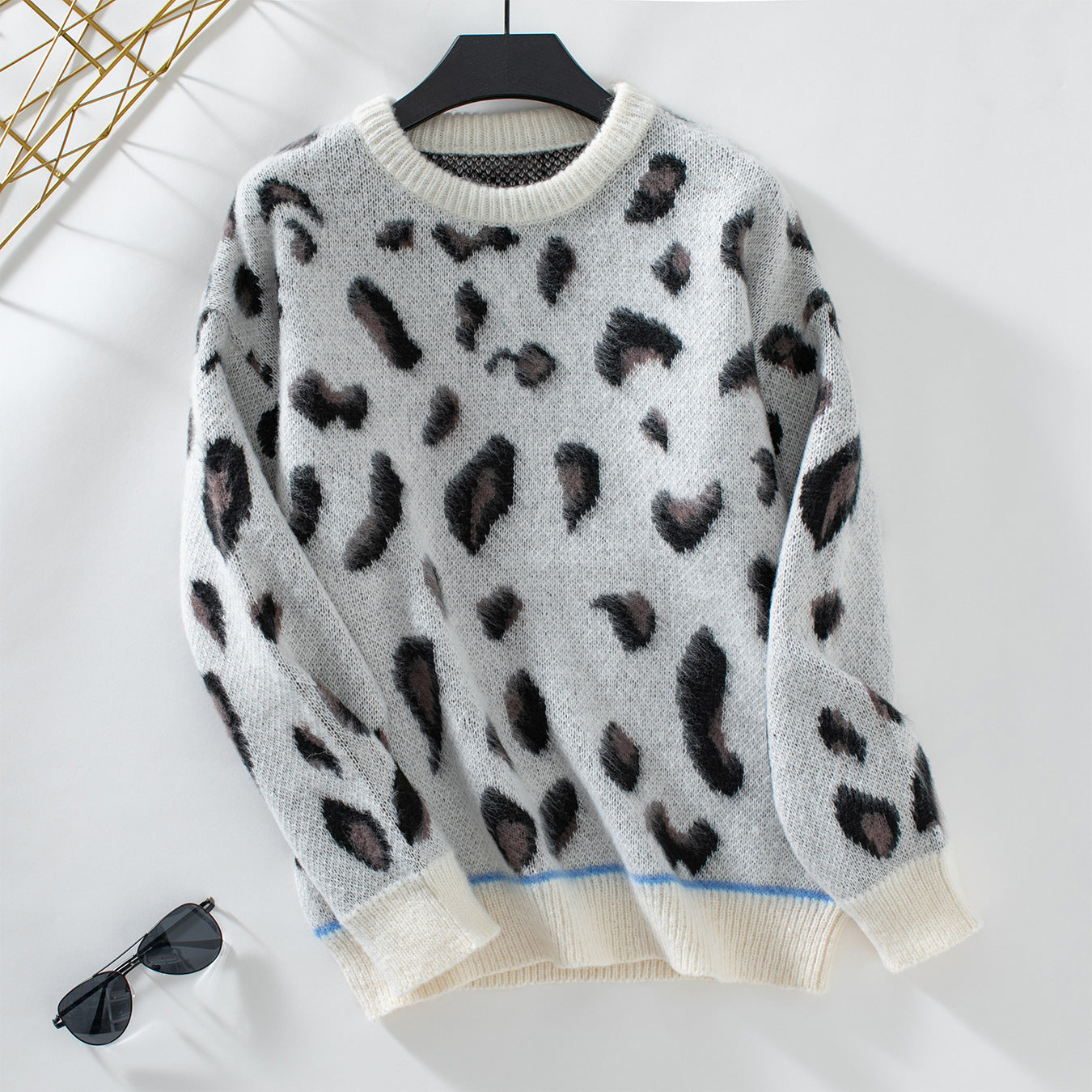 Leopard jacquard fleece sweater