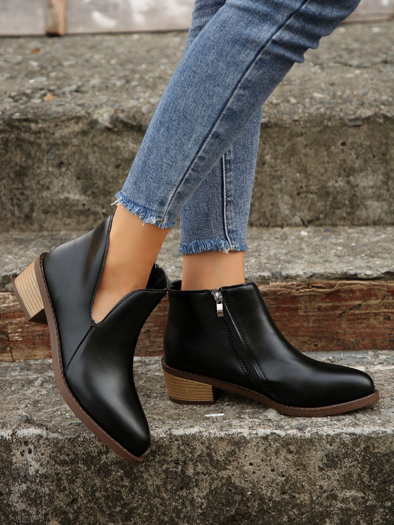 Asymmetric design zipper low thick heel chelsea boots