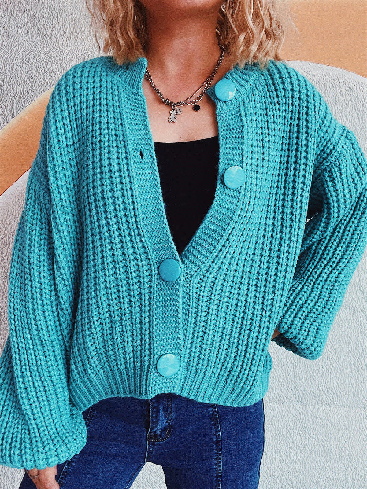 Large round button cropped knitted cardigan