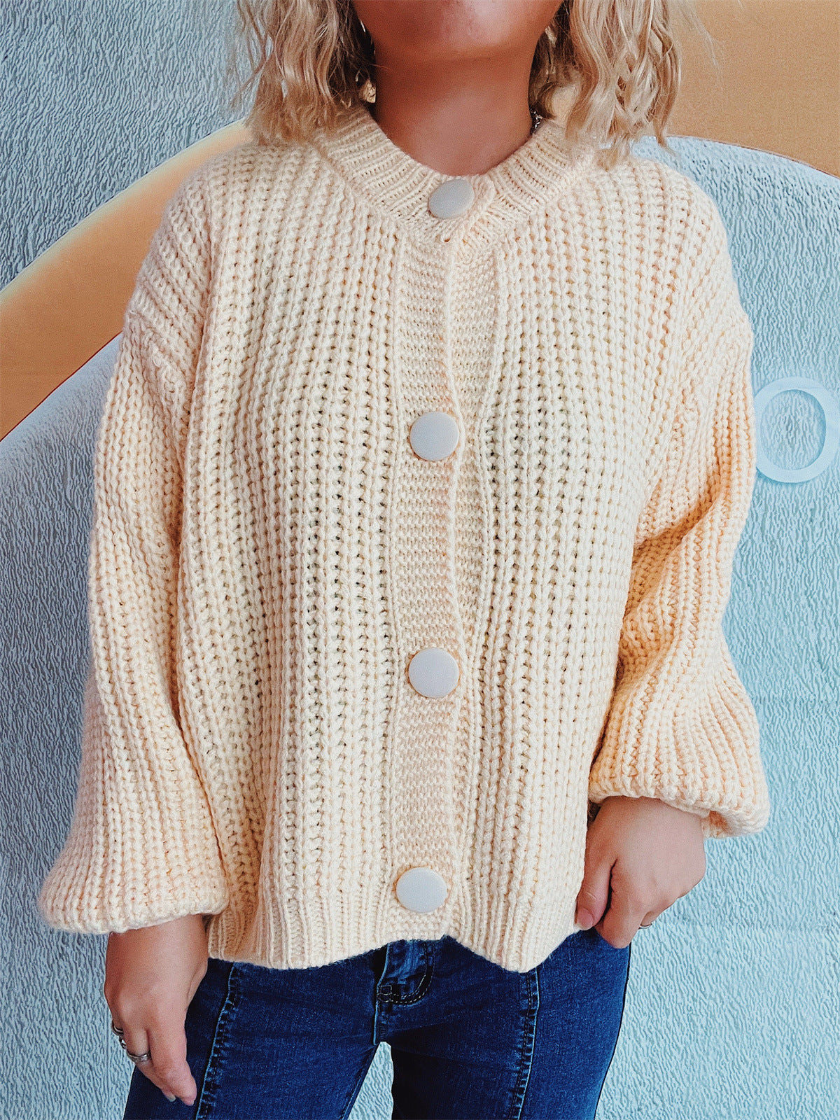 Large round button cropped knitted cardigan