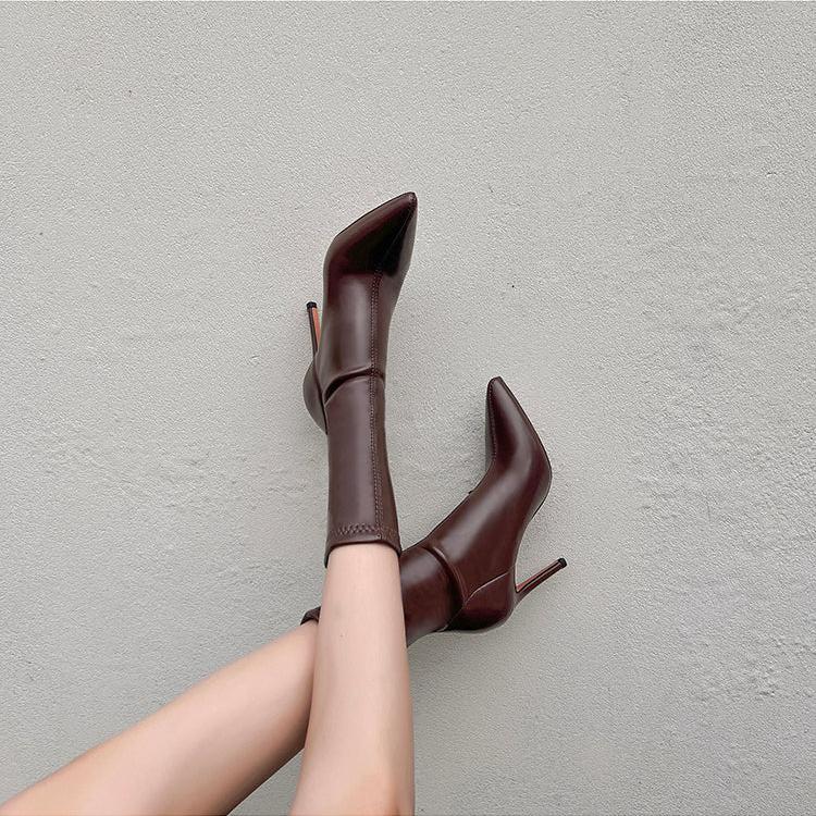 Keara Pointed Toe Ankle Boots