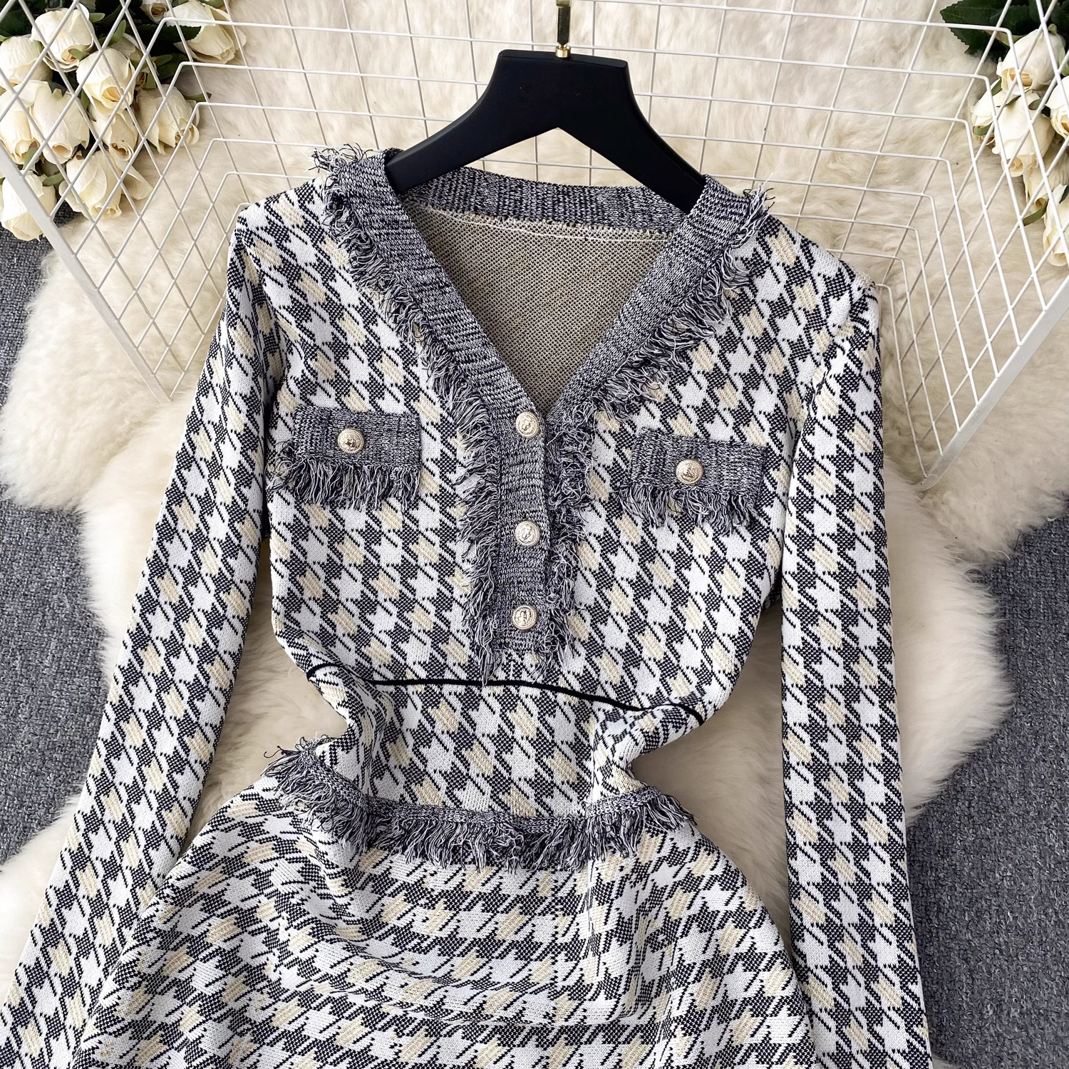 Women's high-end plaid knitted dress in autumn and winter