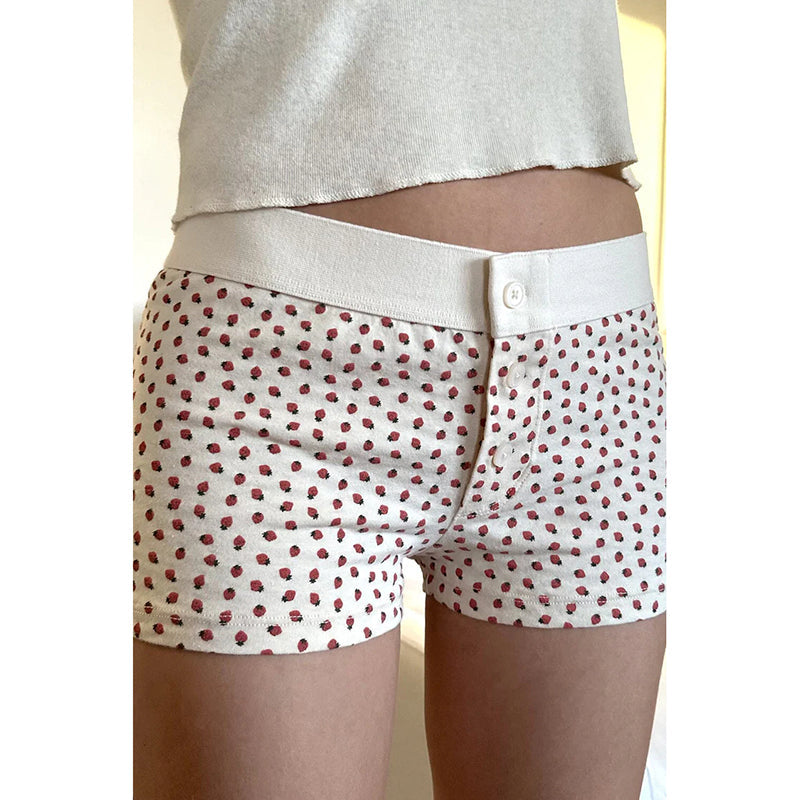 Sila Three-Button Short