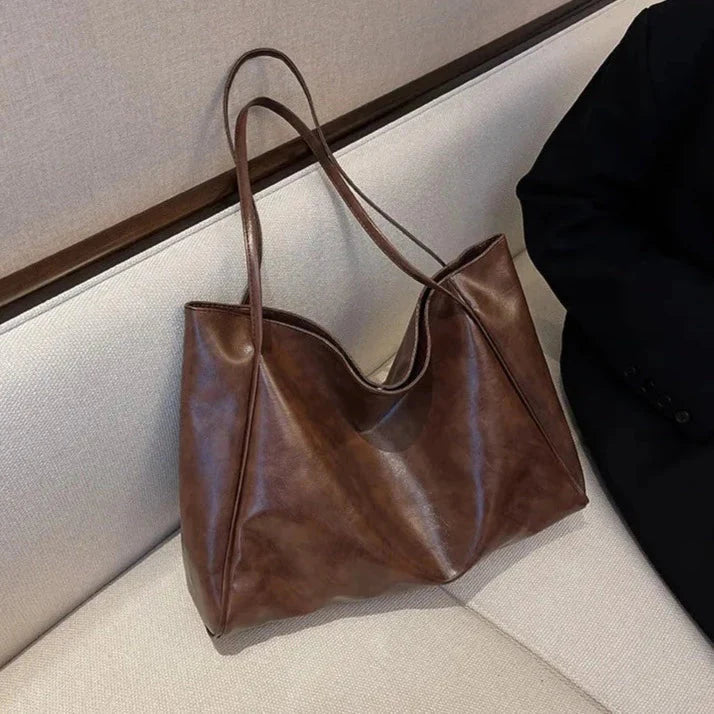 Svea Leather Shoulder Bag