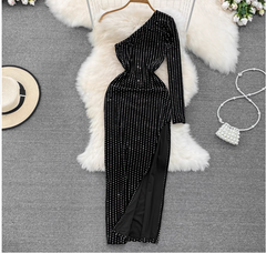 Fashionable and sexy oblique shoulder diamond high slit dress