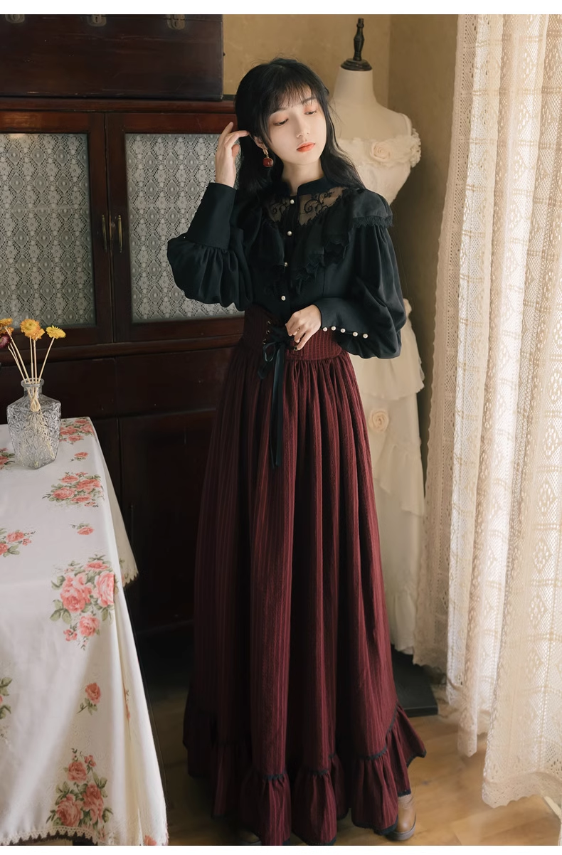 Palace retro long-sleeved lace shirt striped long skirt two-piece dress