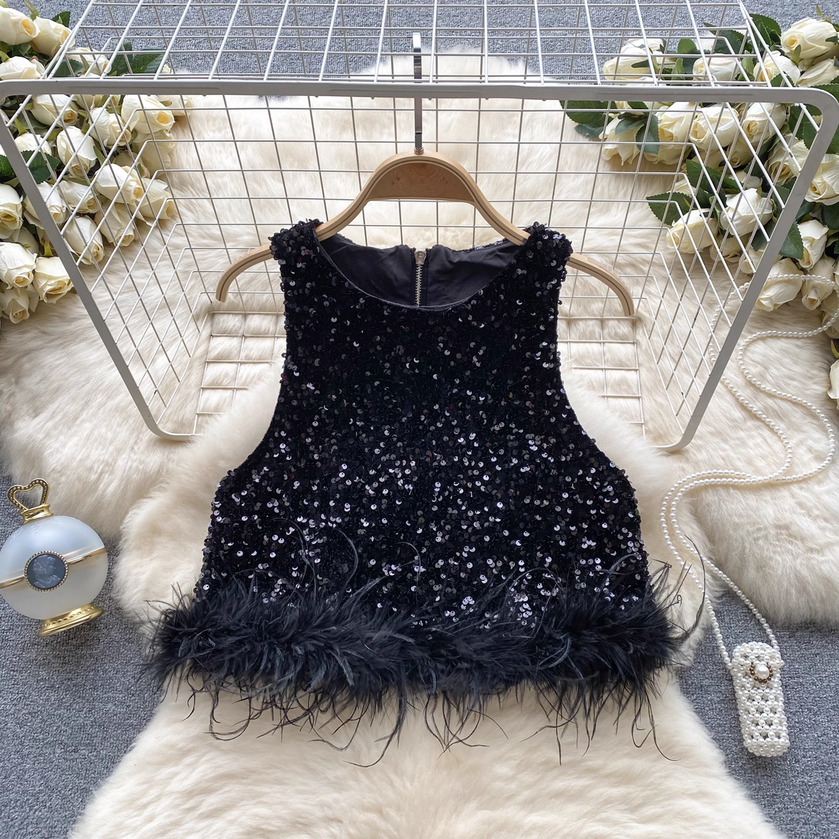 Round neck sleeveless sequined glitter vest for women furry patchwork short top