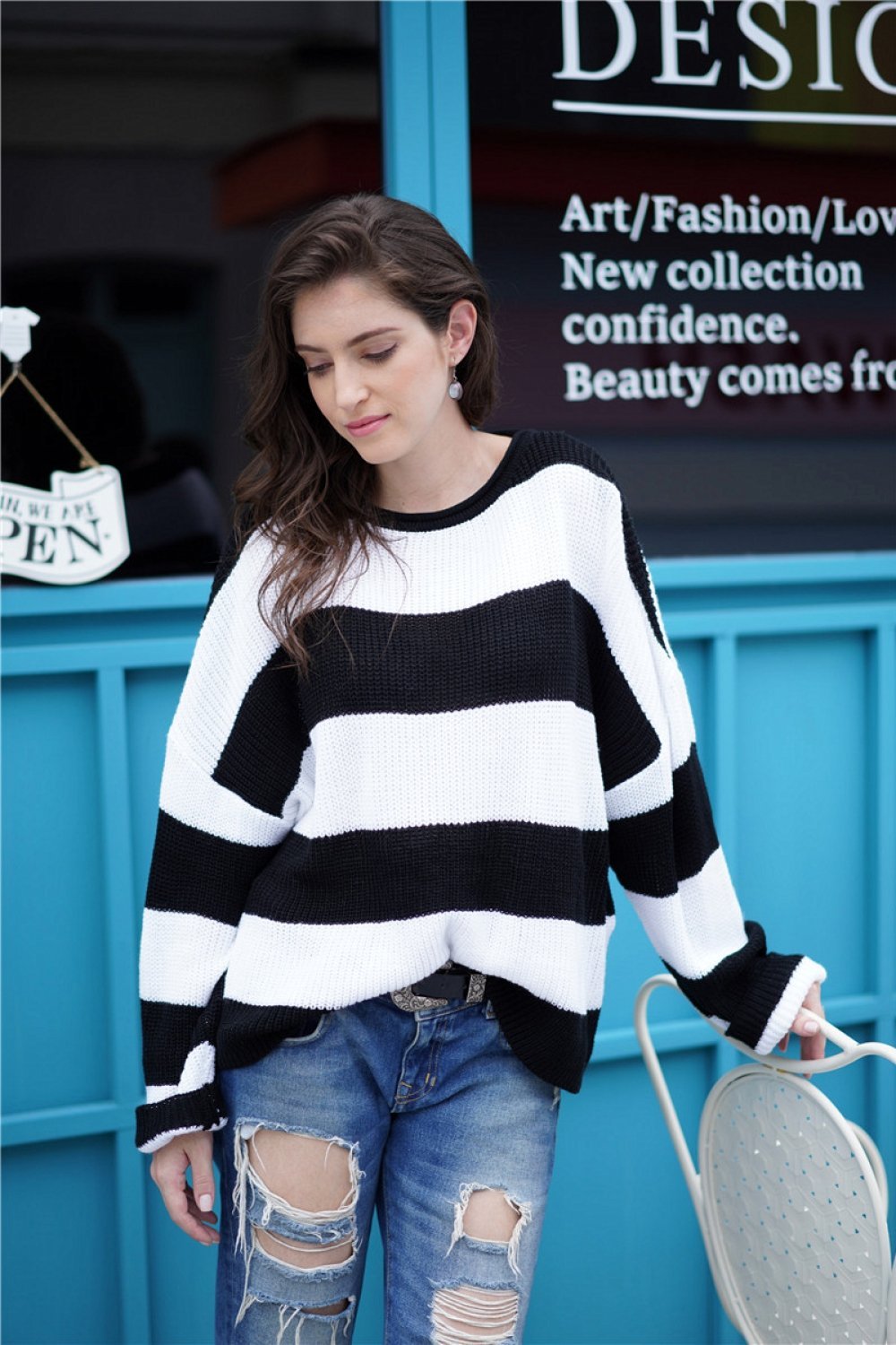 Leisutr Striped Round Neck Sweater