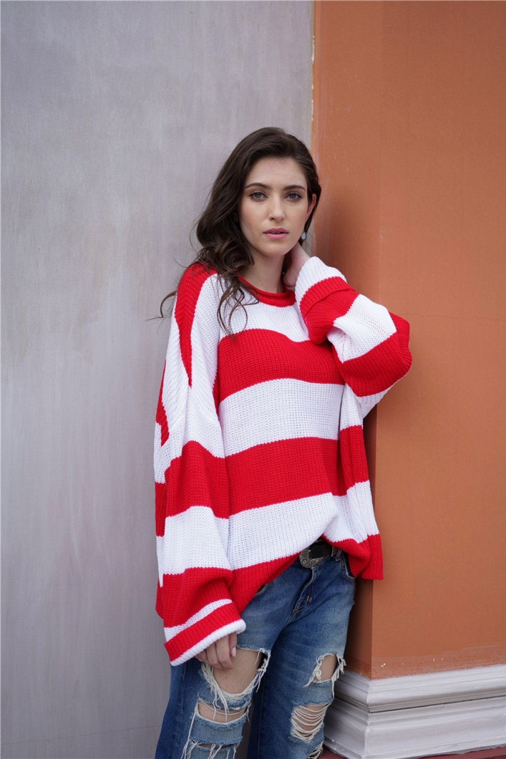 Leisutr Striped Round Neck Sweater